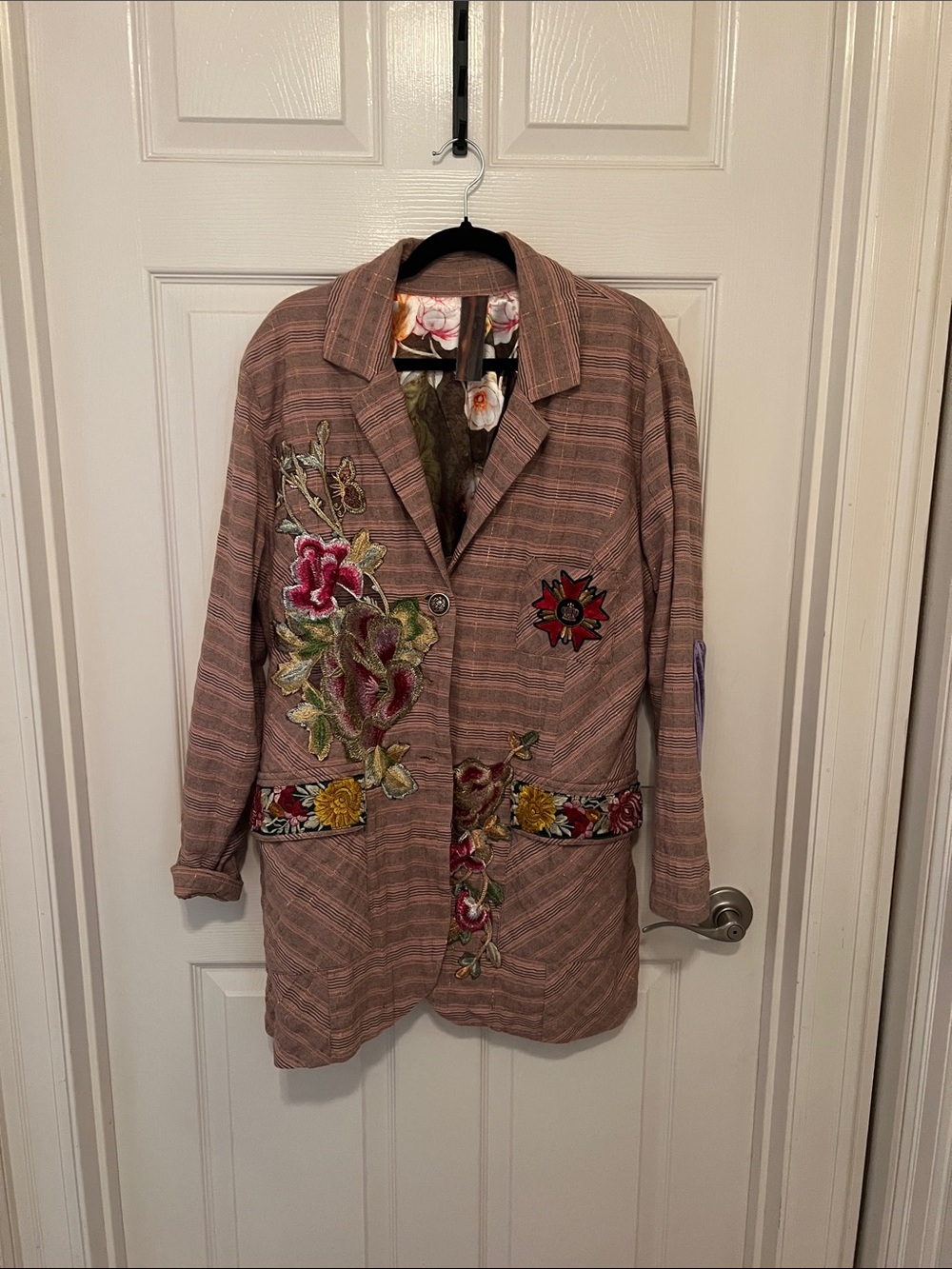 Aratta Embroidered Pink Floral Blazer Jacket